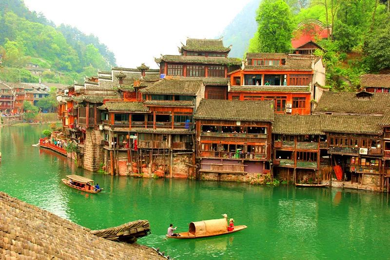 湖南砥砺奋进，非凡成就映辉煌